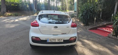 KIA Ceed 1.6 CRDi VGT 110CV Drive | Compacto Diésel de Ocasión en Madrid