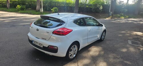 KIA Ceed 1.6 CRDi VGT 110CV Drive | Compacto Diésel de Ocasión en Madrid