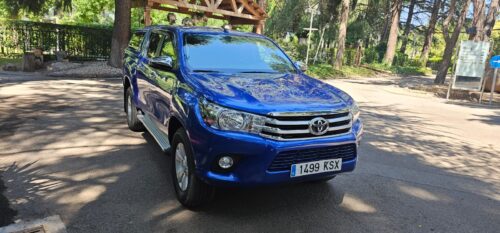 TOYOTA Hilux 2.4 D4D Cabina Doble VX AT - Coche de Ocasión en Madrid